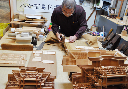 八女福島仏壇　製造過程